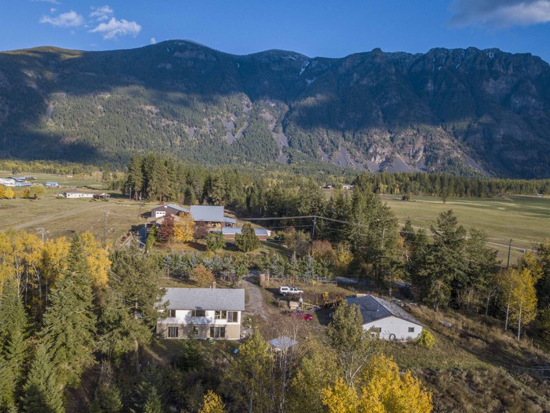 Green homes for sale, organic farms for sale EcoProperty.ca