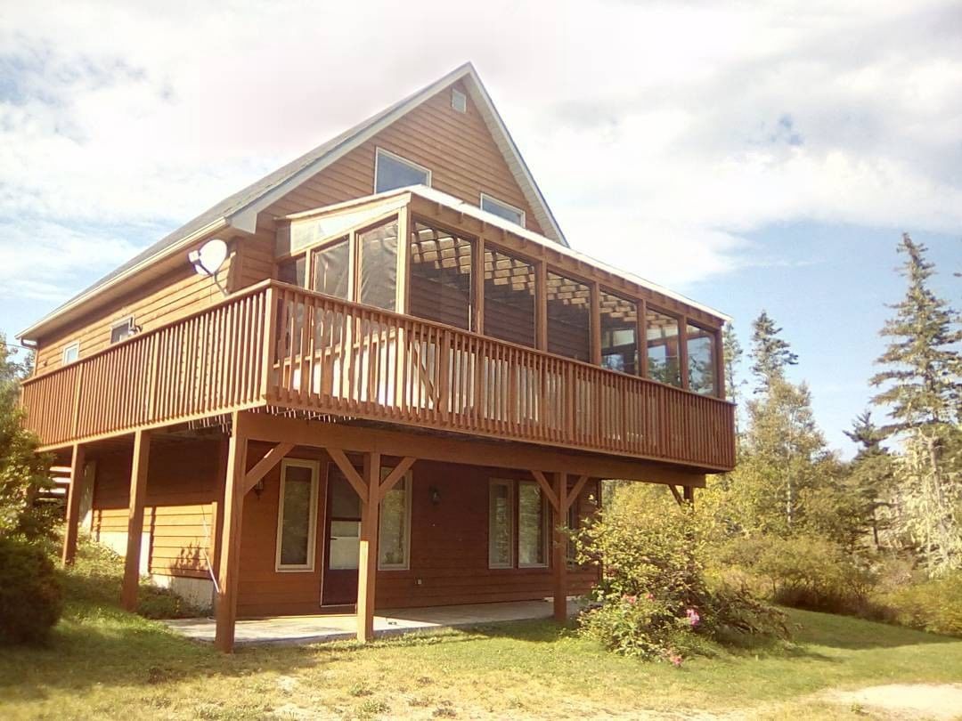 Green homes for sale, organic farms for sale EcoProperty.ca